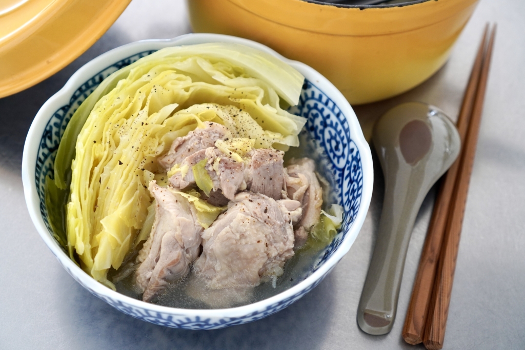 鶏肉とキャベツの塩煮