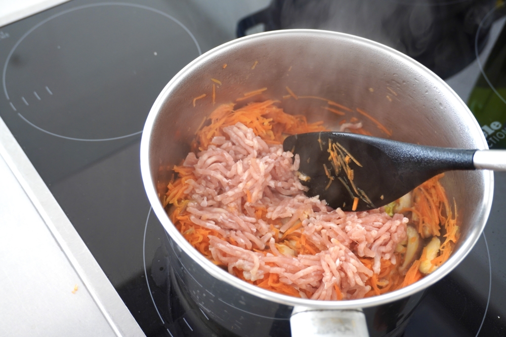 鶏ひき肉とおからの煮物