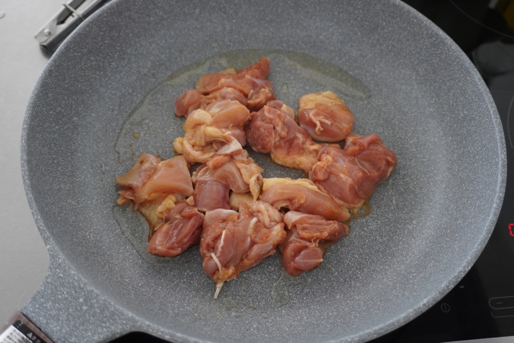 鶏肉とじゃがいもピーマンの中華煮