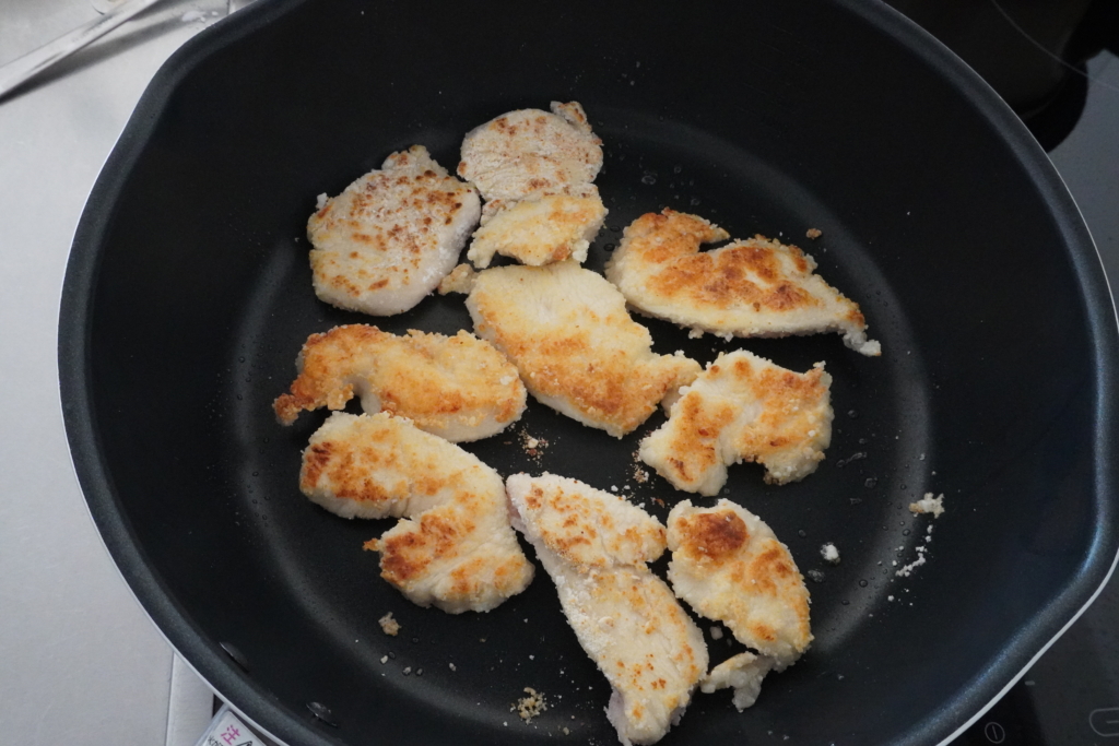 鶏もも肉とキャベツのガーリックバター醤油