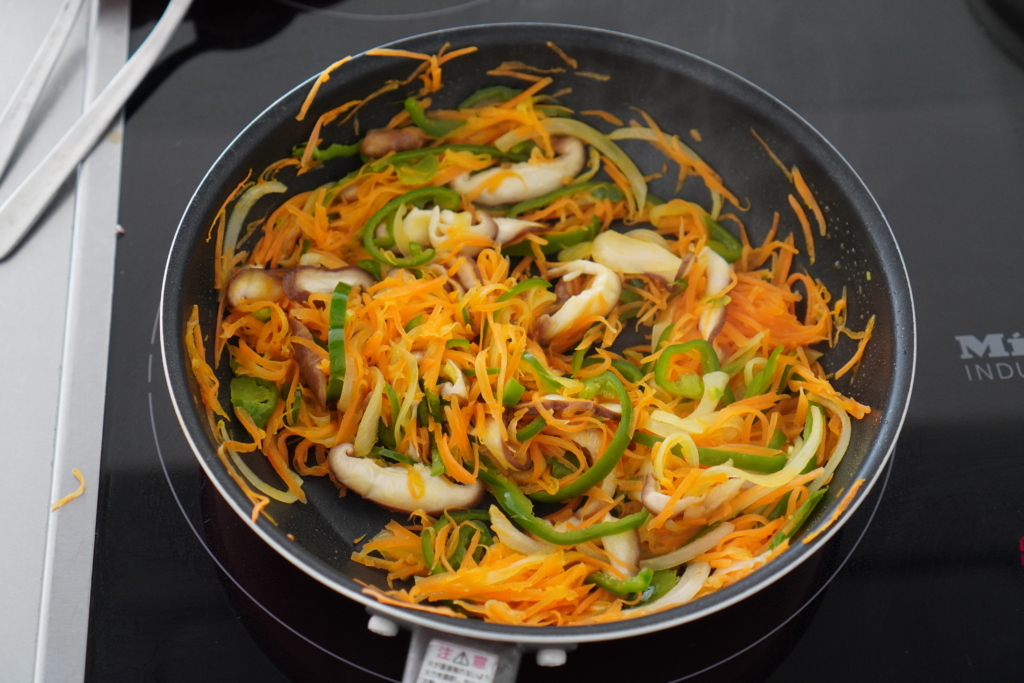 鶏団子の野菜あんかけ