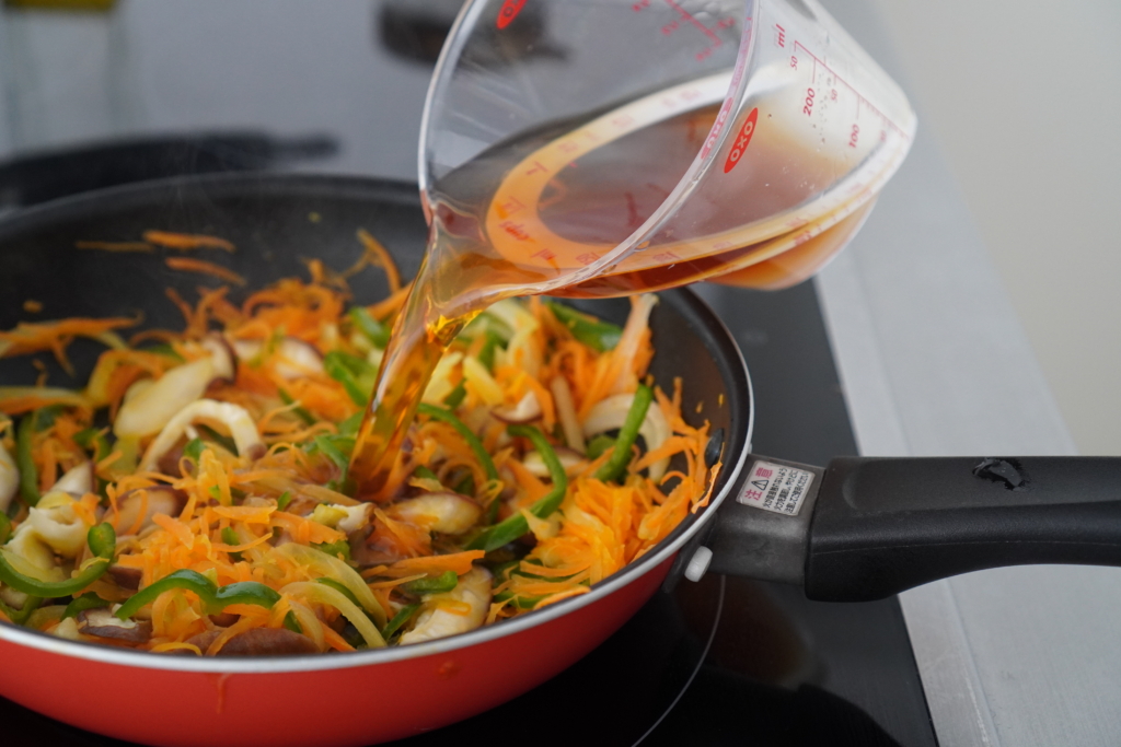 鶏団子の野菜あんかけ