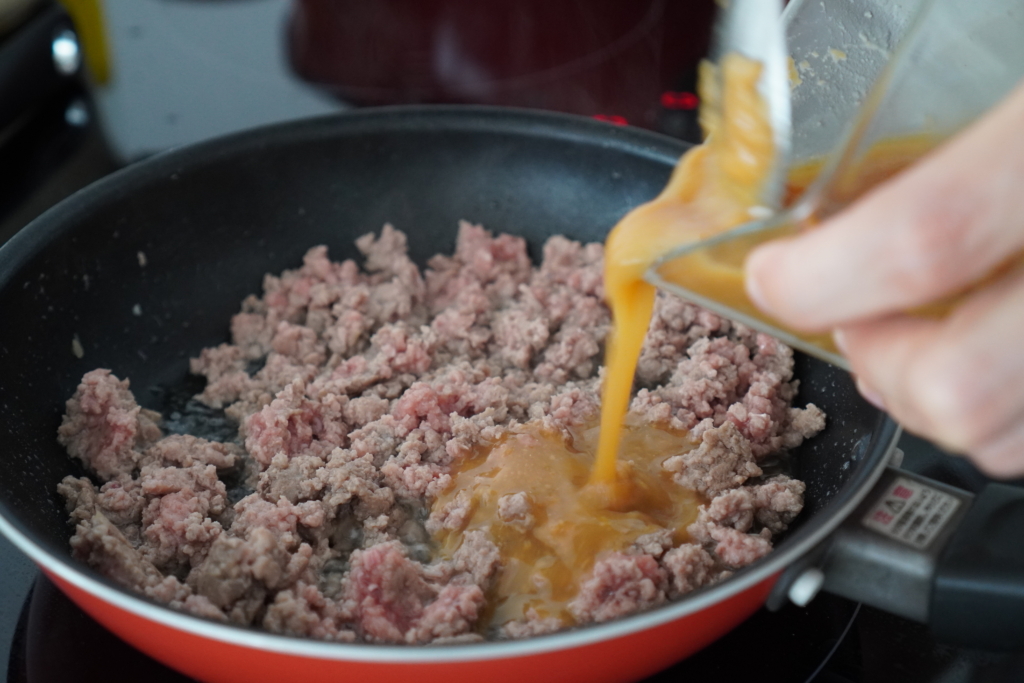 なすの肉味噌のせ