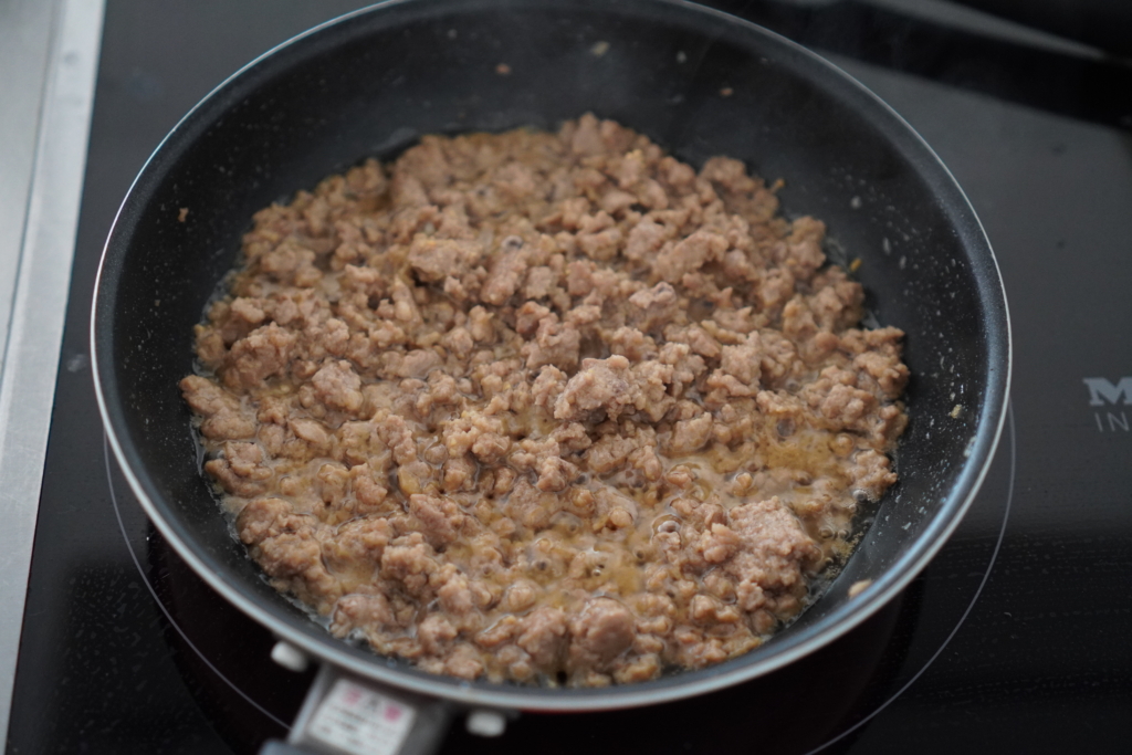 なすの肉味噌のせ