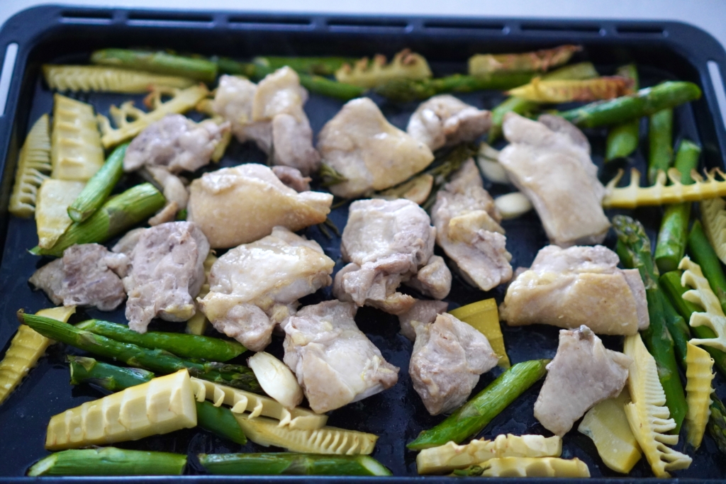 鶏肉とアスパラ＆たけのこのオーブン焼き