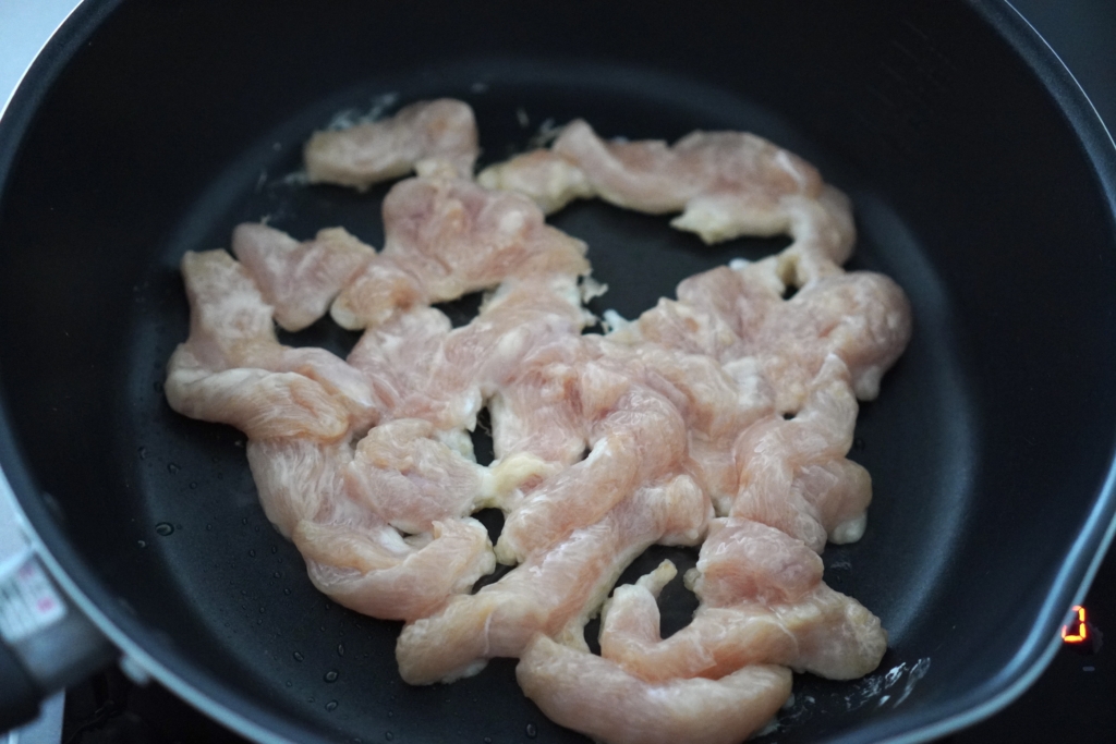 鶏肉の青椒肉絲