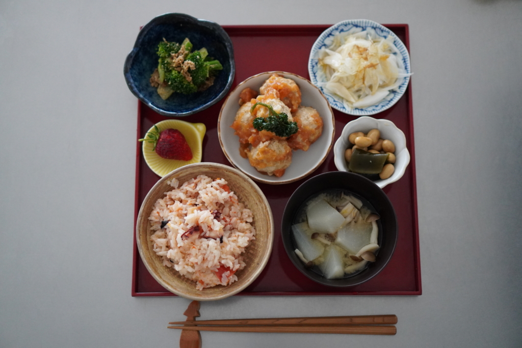 揚げないふんわり肉団子の甘酢餡