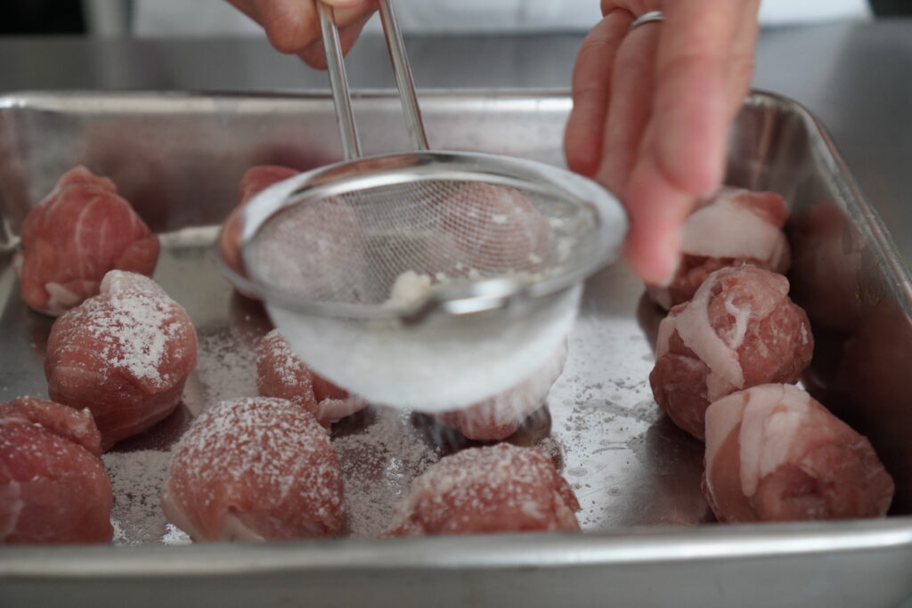 うずらの卵の肉巻き〜甘辛タレ