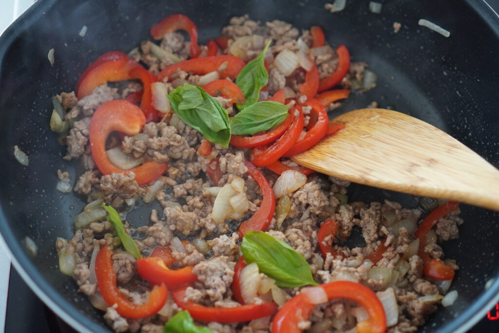 お家でらくらくガパオ〜タイ料理