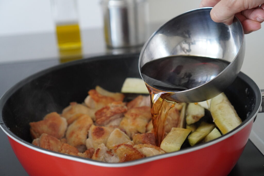 鶏肉となすのみぞれ煮甘酸っぱい味がクセになる