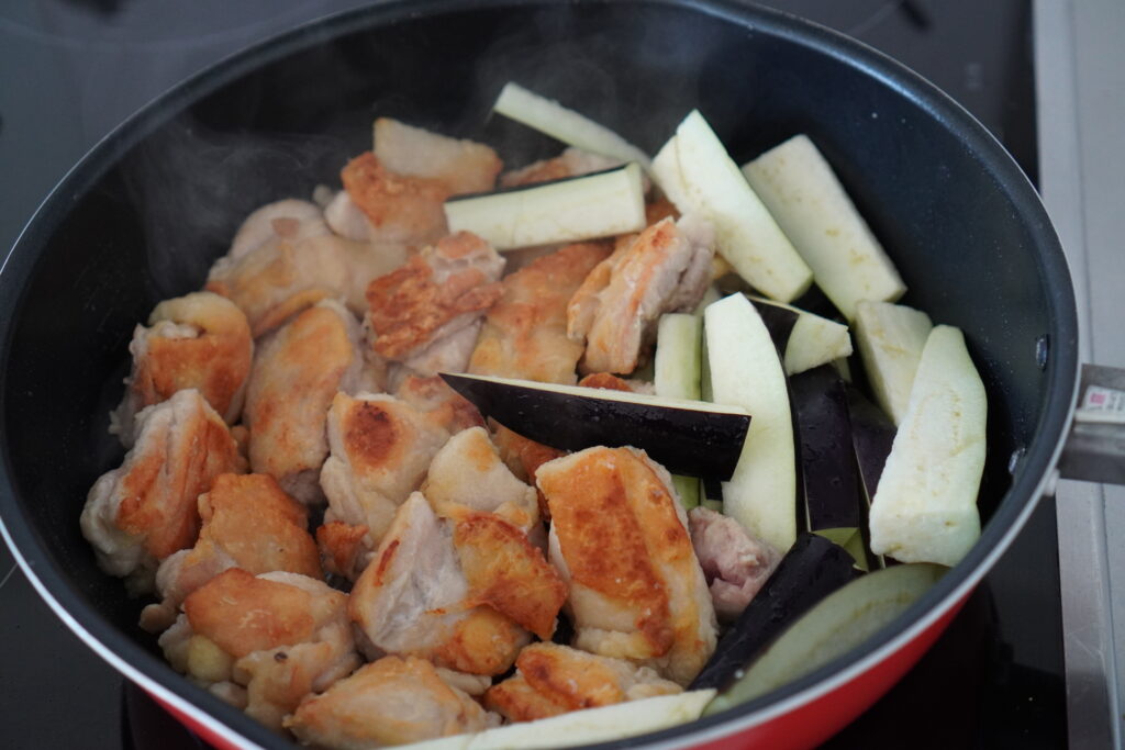 鶏肉となすのみぞれ煮甘酸っぱい味がクセになる