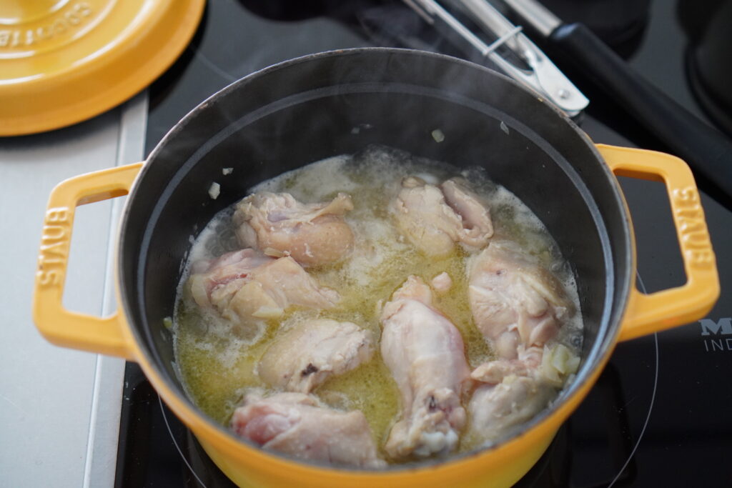 アドボ〜鶏肉のさっぱり煮