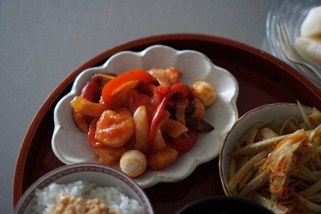 具沢山エビチリ--鶏肉もうずらの卵も入れちゃうよ