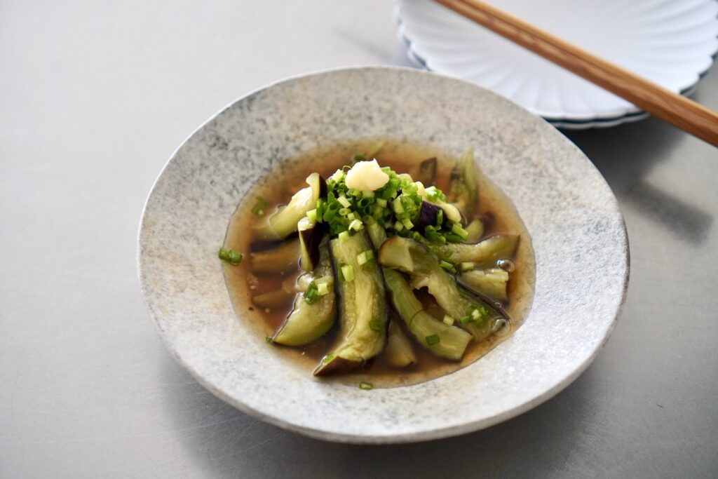 レンジで作る蒸しなす〜ほっこり出汁浸し