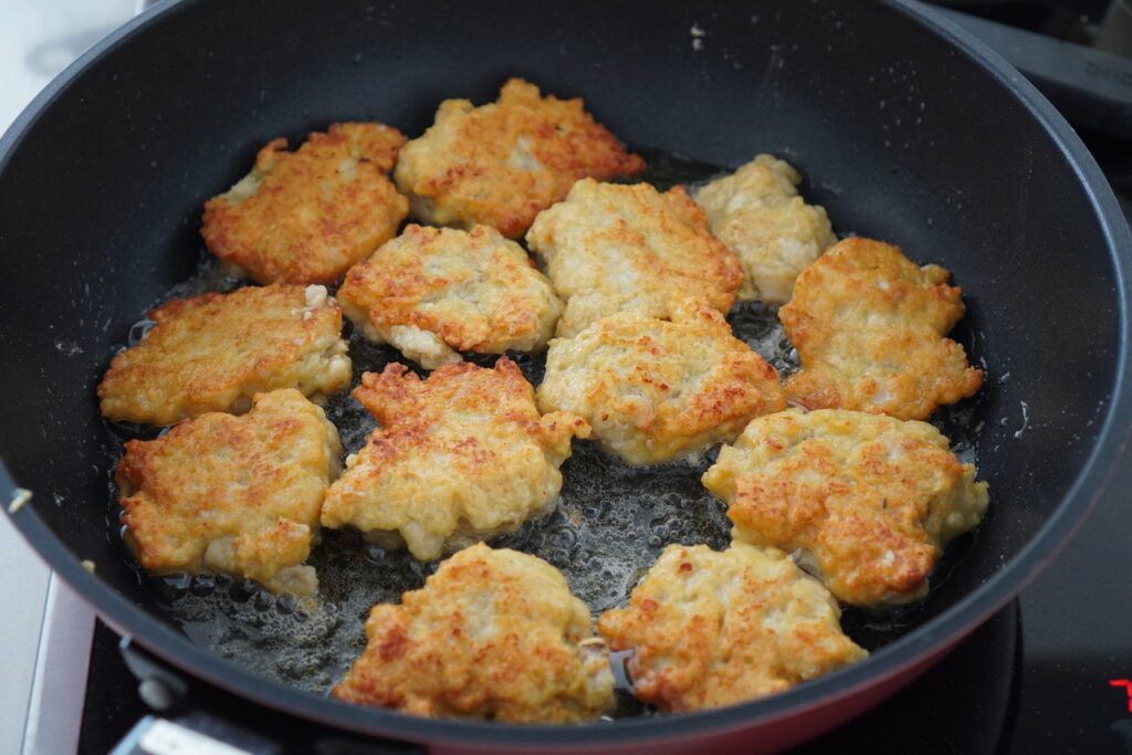 つまみ食いでなくなる！れんこんチキンナゲット