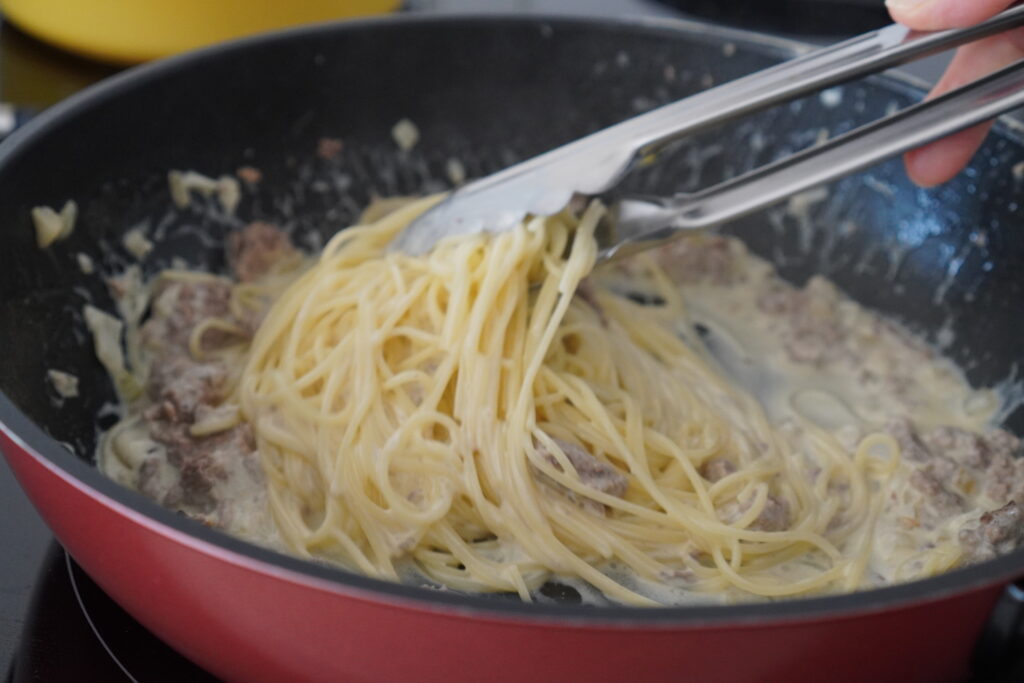 クリーミーなコク旨ミートソースパスタのレシピ